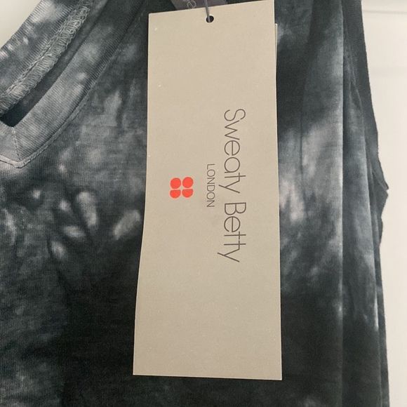 NWT. Sweaty Betty Take It Easy Tie Dye Dress - Picture 8 of 11
